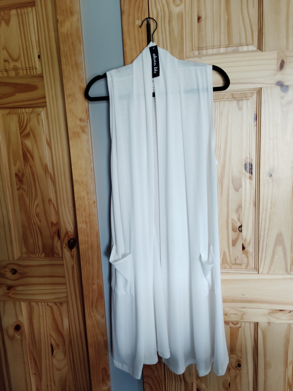 dolce blu White Sleeveless Open-Front Long Vest